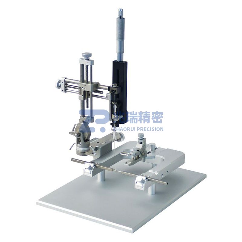 M5136 Manual Micro Syringe Pump Connected to Stereotaxic Instrument.jpg