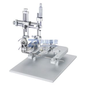 Z5126 Manual Microinjector Connected to Stereotaxic Instrument.jpg
